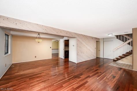879 Hampton Ridge Drive Akron OH 44313
