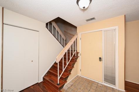 879 Hampton Ridge Drive Akron OH 44313