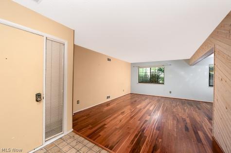 879 Hampton Ridge Drive Akron OH 44313