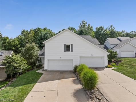569 Hilltop Terrace Tallmadge OH 44278