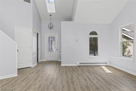 569 Hilltop Terrace Tallmadge OH 44278