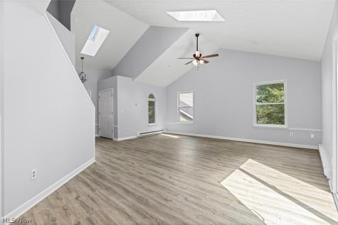 569 Hilltop Terrace Tallmadge OH 44278