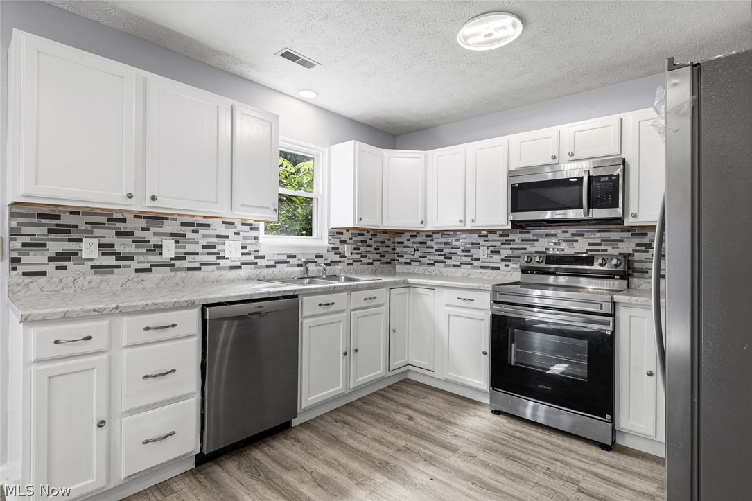 569 Hilltop Terrace Tallmadge OH 44278