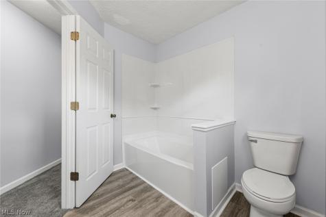569 Hilltop Terrace Tallmadge OH 44278