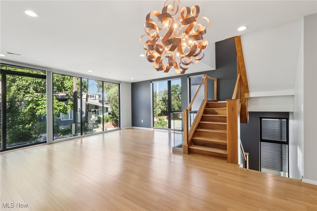 2135 W 18th Street Cleveland OH 44113