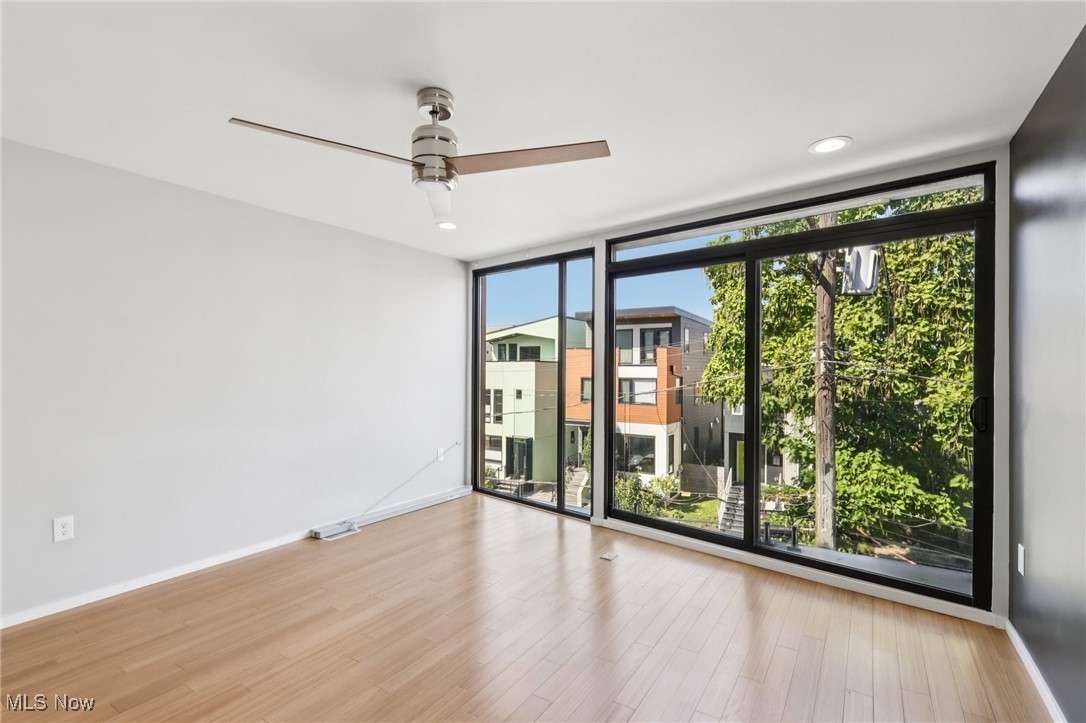 2135 W 18th Street Cleveland OH 44113