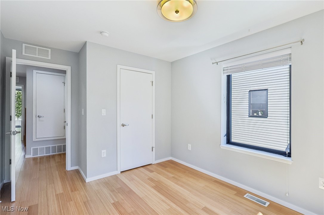 2135 W 18th Street Cleveland OH 44113