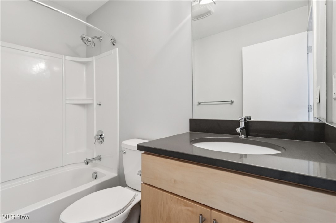 2135 W 18th Street Cleveland OH 44113