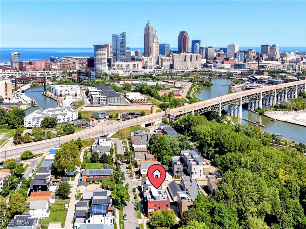 2135 W 18th Street Cleveland OH 44113