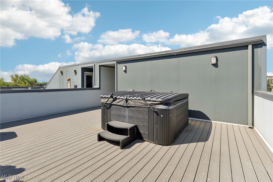 2135 W 18th Street Cleveland OH 44113