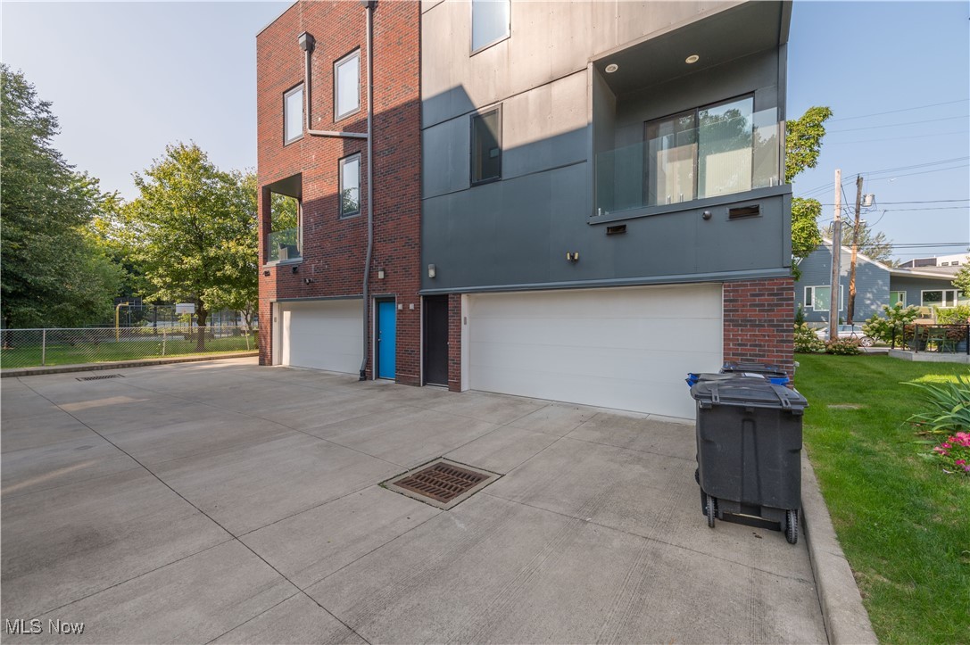 2135 W 18th Street Cleveland OH 44113