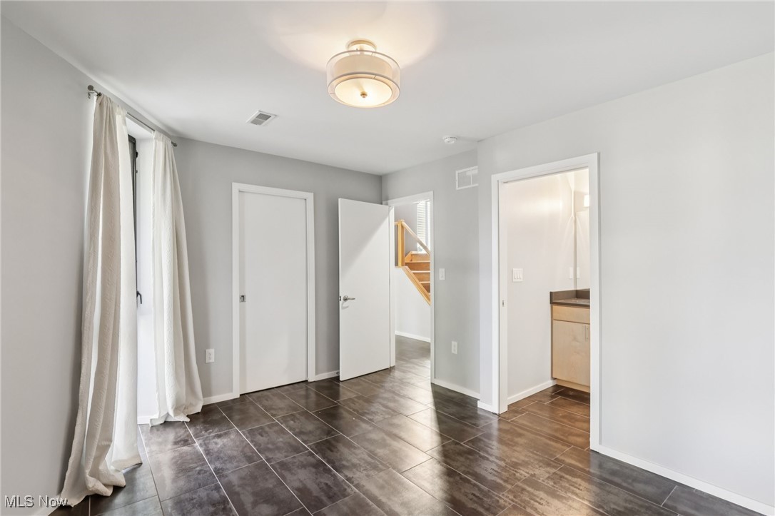 2135 W 18th Street Cleveland OH 44113