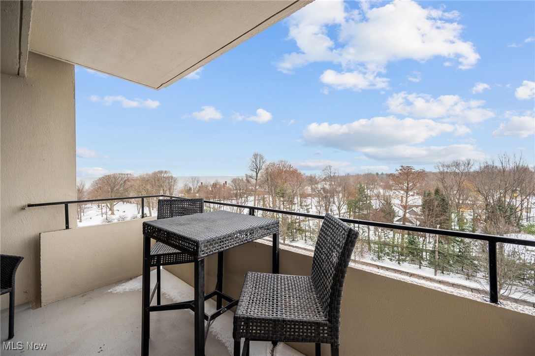 1 Bratenahl Place Cleveland OH 44108