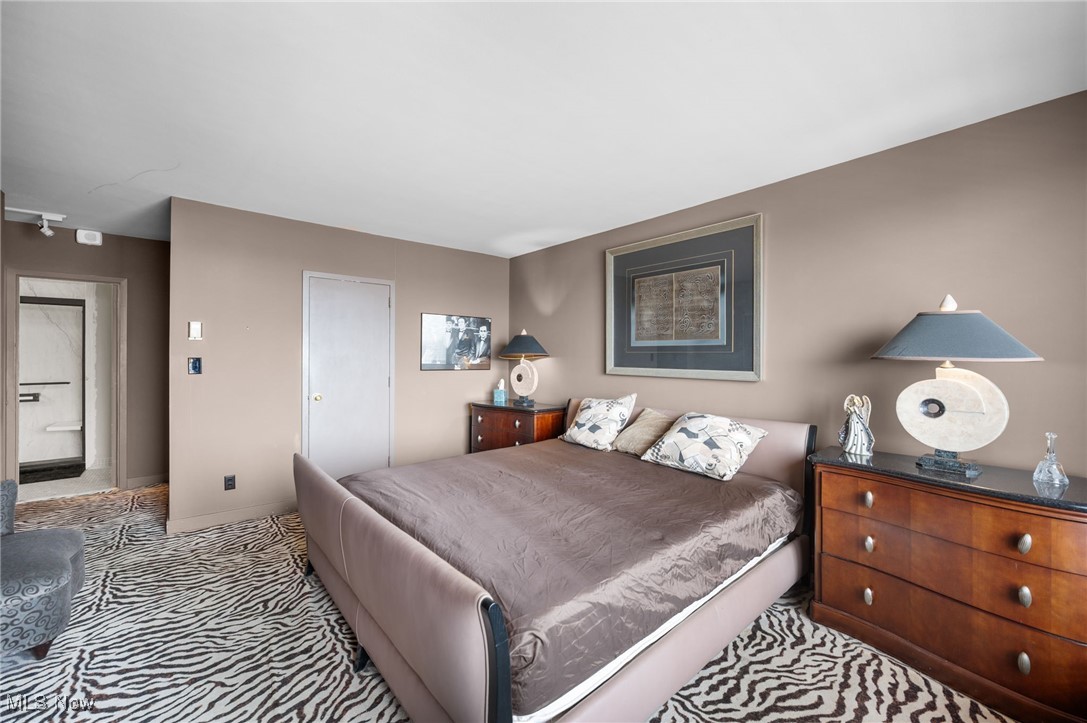 1 Bratenahl Place Cleveland OH 44108