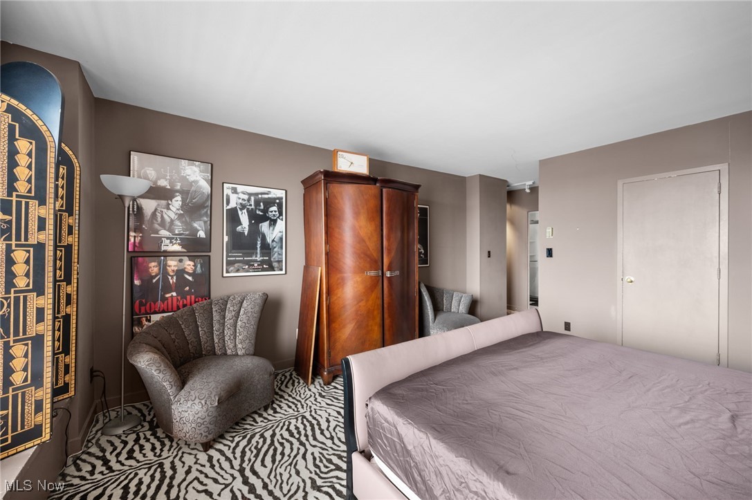 1 Bratenahl Place Cleveland OH 44108