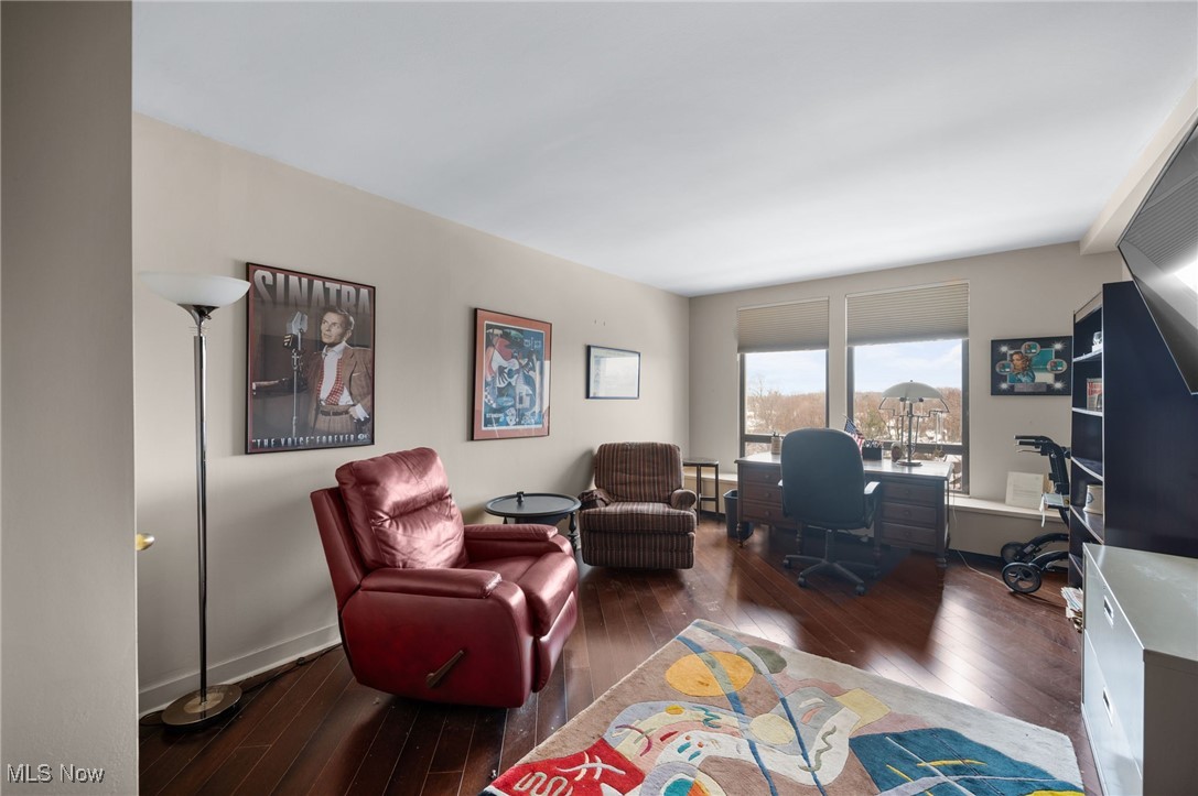 1 Bratenahl Place Cleveland OH 44108