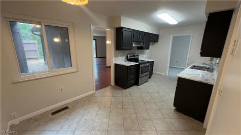 19224 Idlewood Trail Strongsville OH 44149