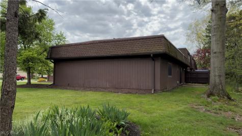 19224 Idlewood Trail Strongsville OH 44149
