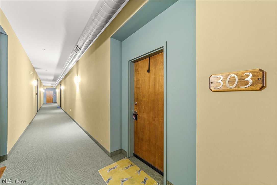 1403 Copper Trace Cleveland Heights OH 44118