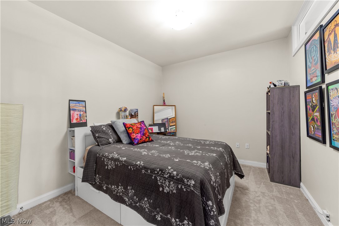 1403 Copper Trace Cleveland Heights OH 44118