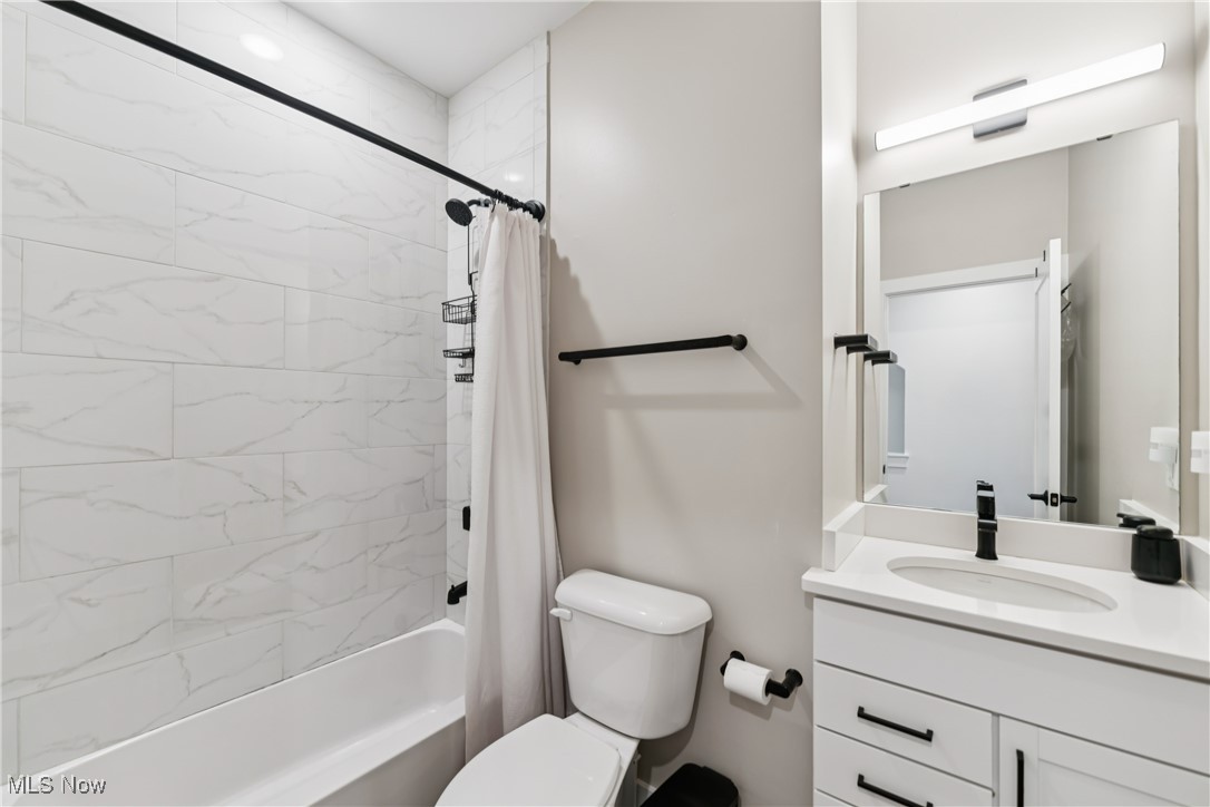 1440 E 15 Street Cleveland OH 44114