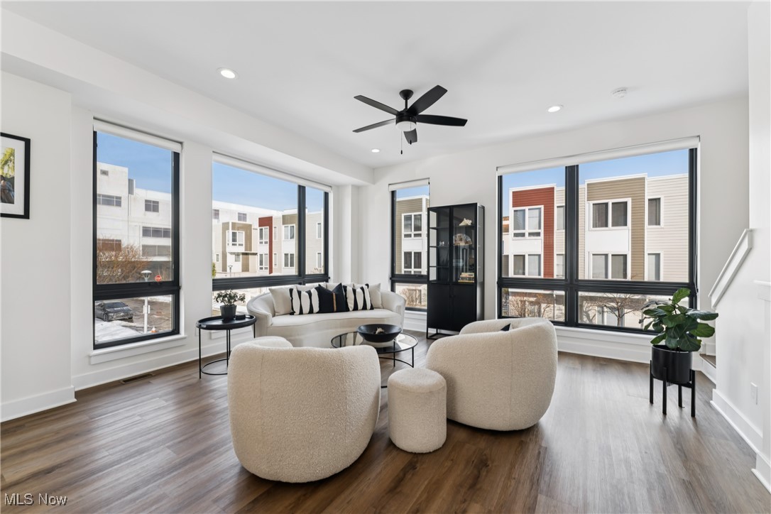 1440 E 15 Street Cleveland OH 44114