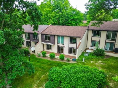 3388 S Smith Road Fairlawn OH 44333