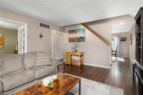 1254 Village Tallmadge OH 44278
