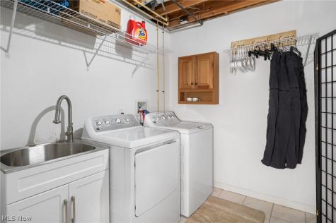 1254 Village Tallmadge OH 44278