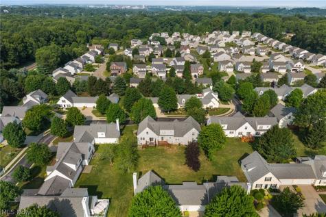 1254 Village Tallmadge OH 44278