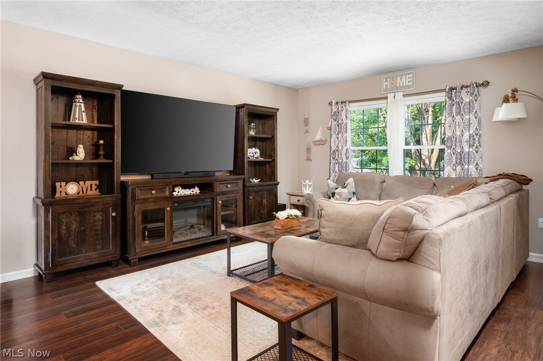1254 Village Tallmadge OH 44278