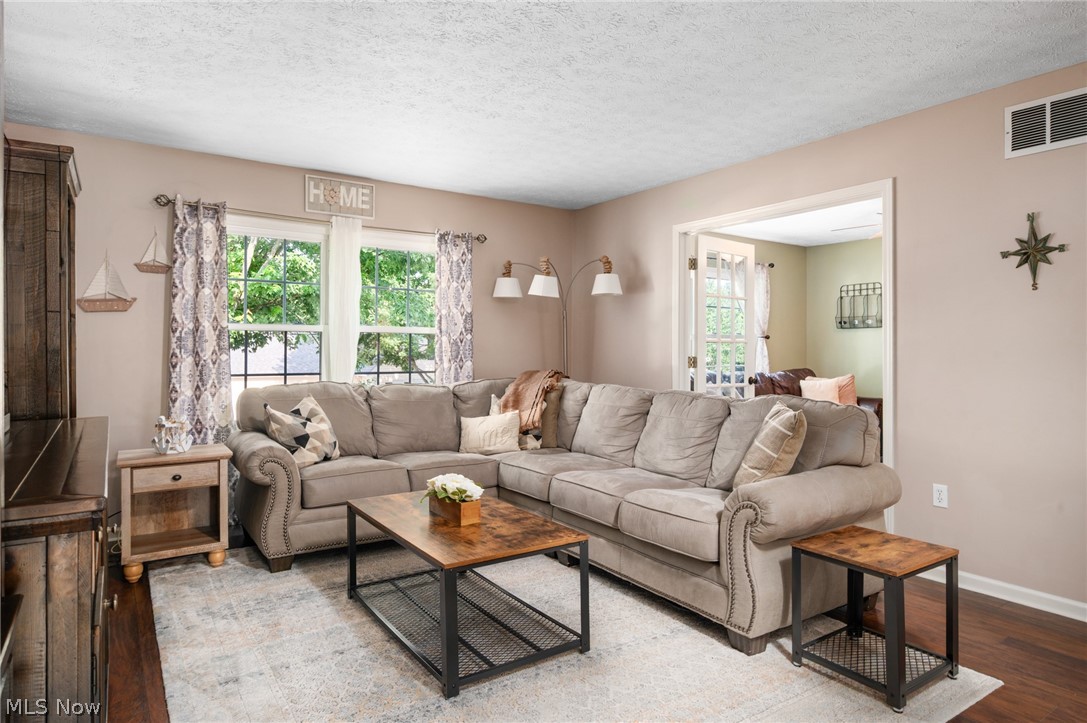 1254 Village Tallmadge OH 44278