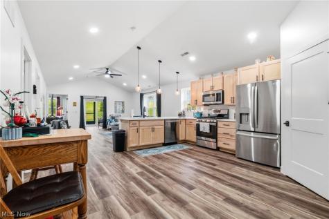 1017 Sycamore Lane Millersburg OH 44654