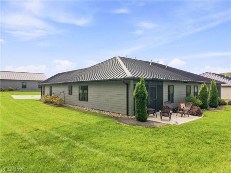 1017 Sycamore Lane Millersburg OH 44654