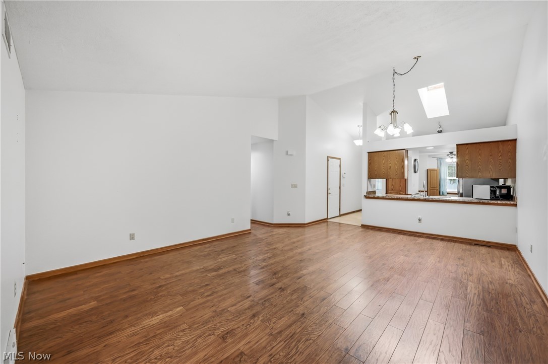 111 Greenfield Oval NW Warren OH 44483
