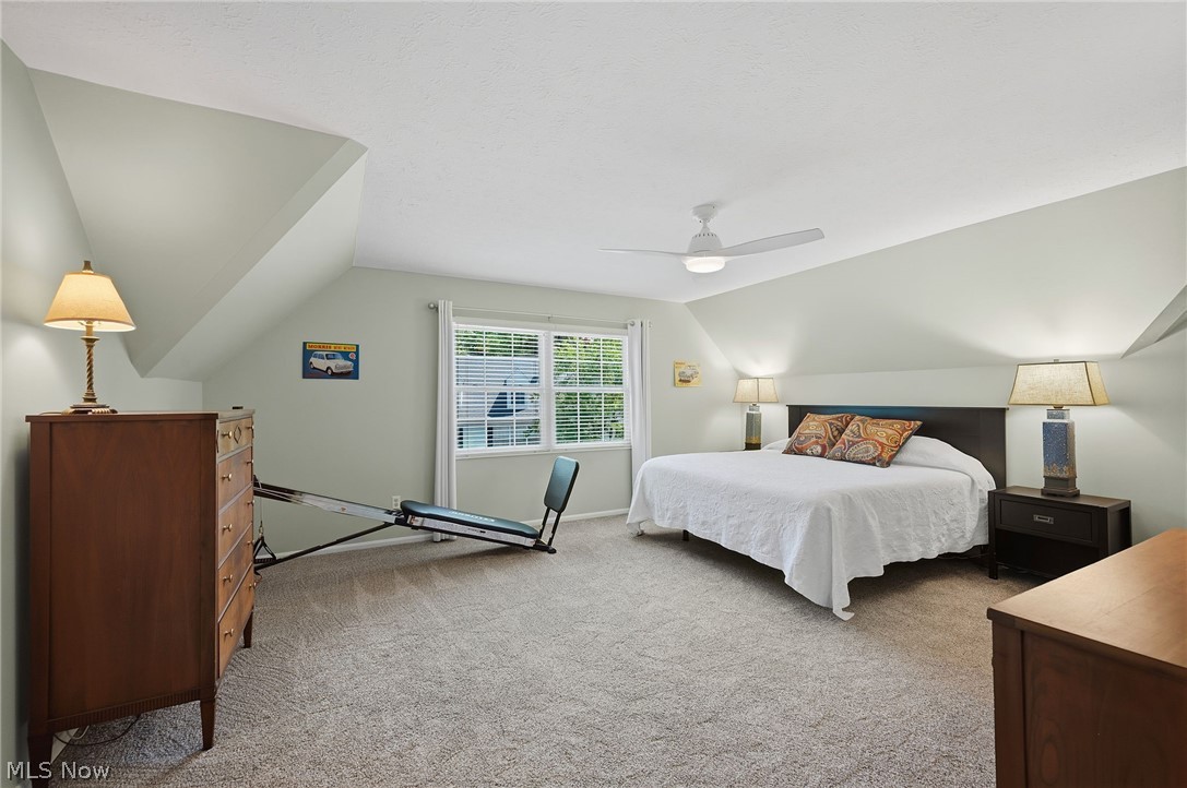 25 Commons Court Chagrin Falls OH 44022