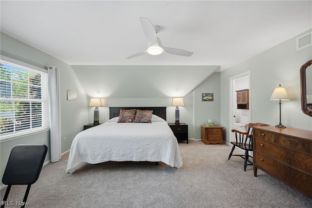 25 Commons Court Chagrin Falls OH 44022