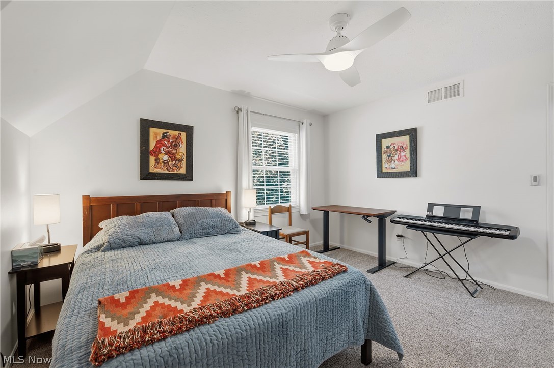 25 Commons Court Chagrin Falls OH 44022