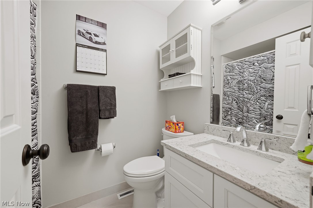 25 Commons Court Chagrin Falls OH 44022