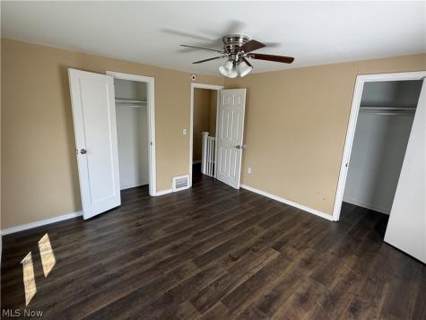 1542 E 256th Street Euclid OH 44132