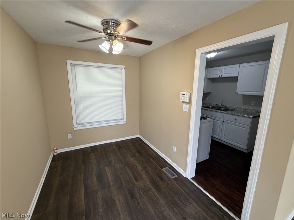 1542 E 256th Street Euclid OH 44132
