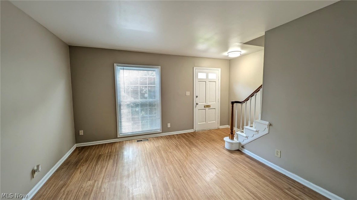 11 Trenton Square Euclid OH 44143