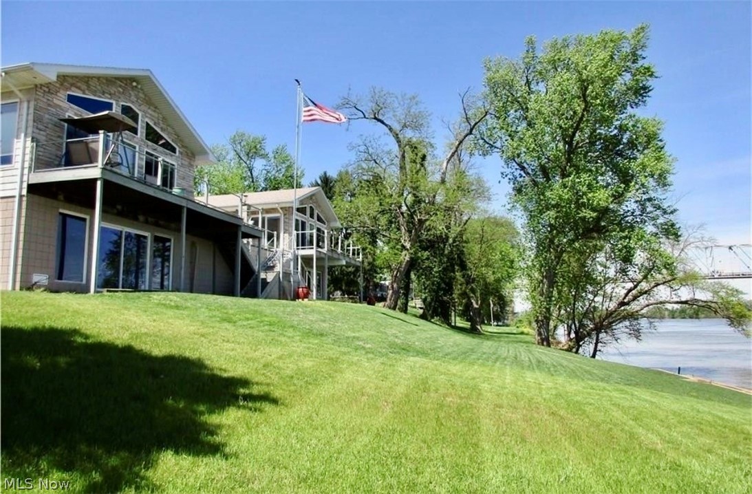 810 Florence Street Belpre OH 45714