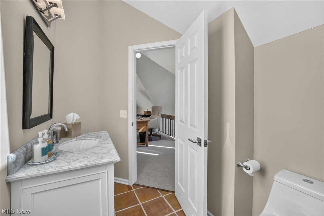 276 Tinkers Trail Aurora OH 44202