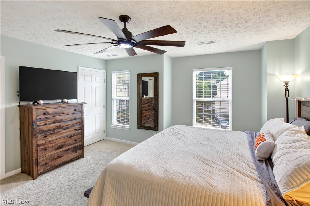 1506 Wellingshire Circle Cuyahoga Falls OH 44221