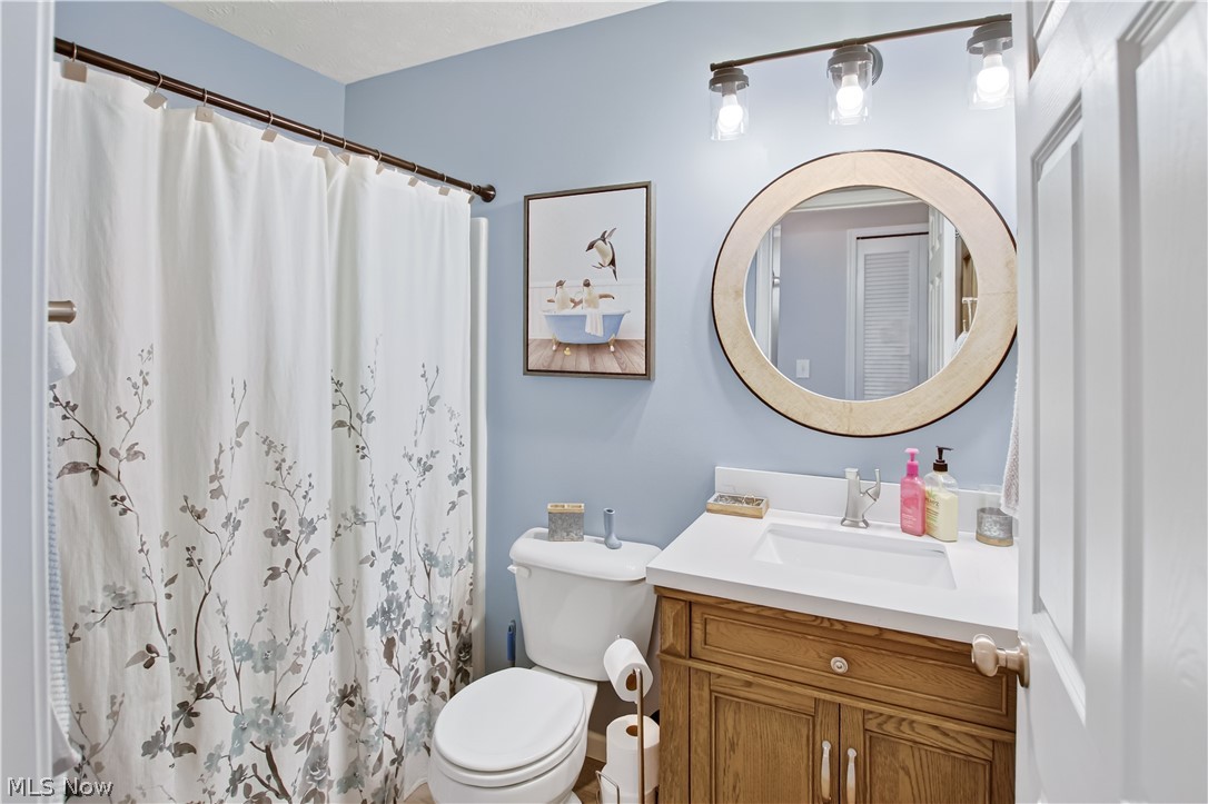 1506 Wellingshire Circle Cuyahoga Falls OH 44221