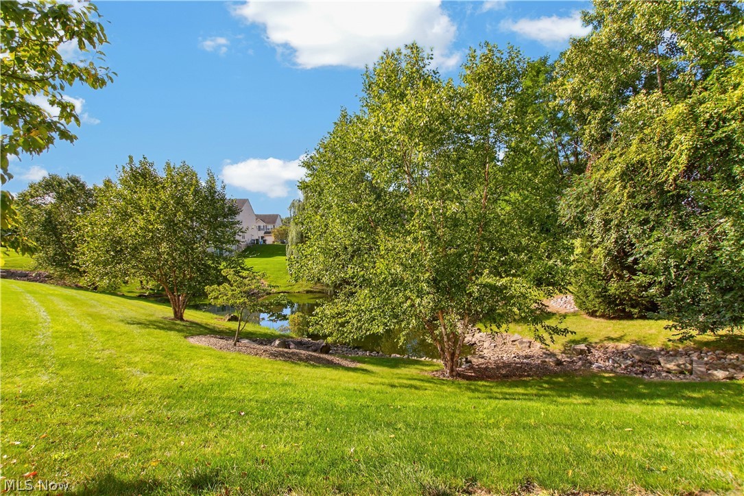 1506 Wellingshire Circle Cuyahoga Falls OH 44221