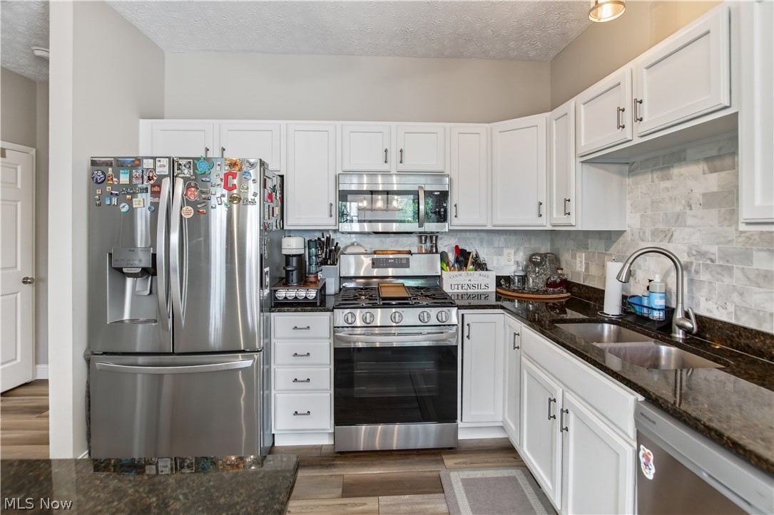 1506 Wellingshire Circle Cuyahoga Falls OH 44221