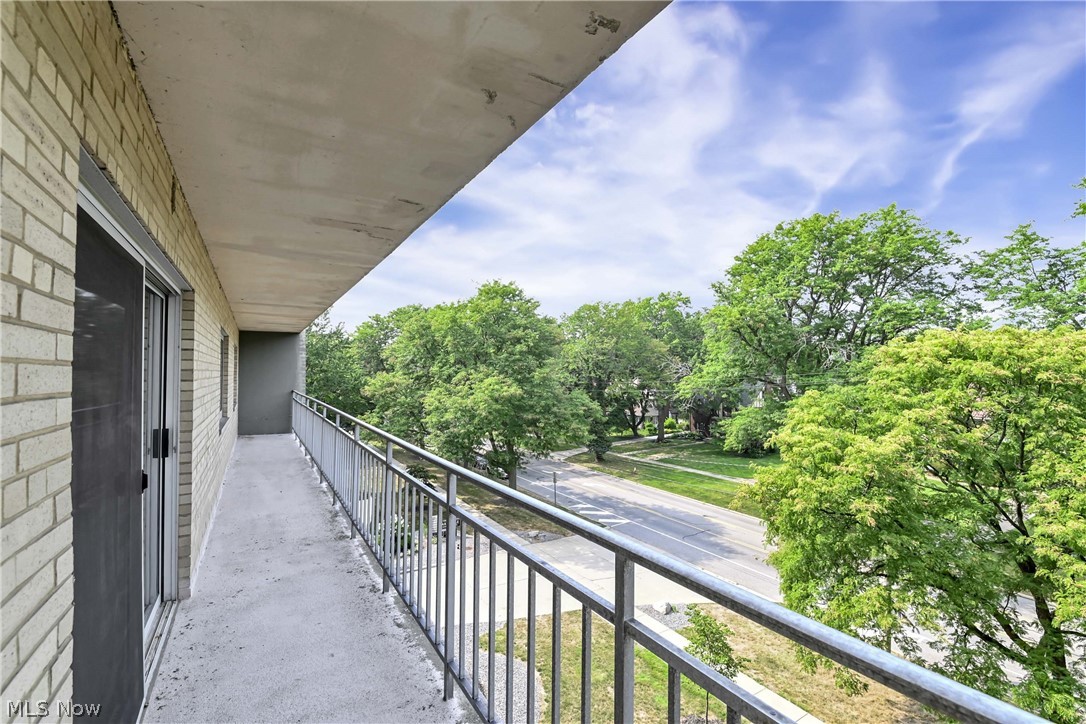 10301 Lake Avenue Cleveland OH 44102