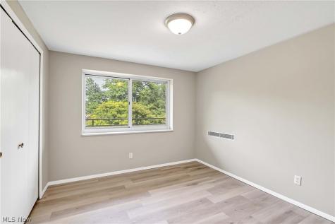 10301 Lake Avenue Cleveland OH 44102